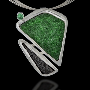 Green Garnet Glory